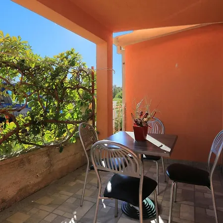 Διαμέρισμα By The Sea Kanica, - 11745 Rogoznica (Sibenik-Knin)
